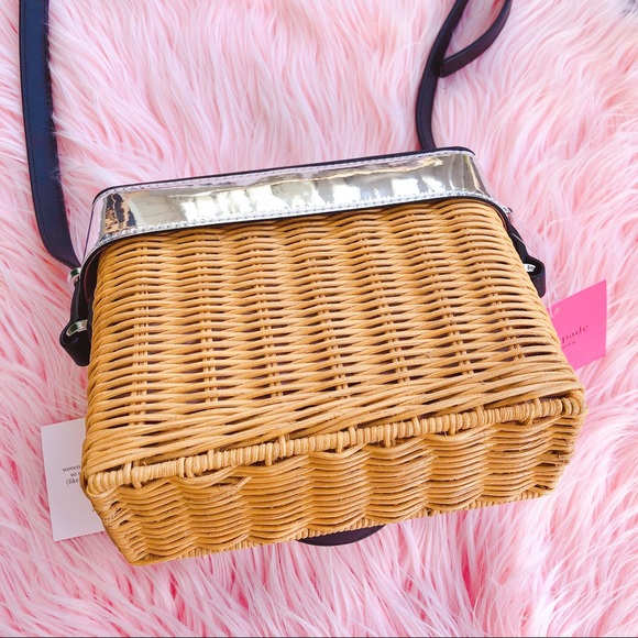 ✨HP✨Kate Spade Camera Straw Bag - Picture 4 of 8